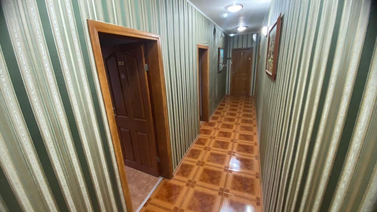 Хотел Галина Палас Srem Eksteriør billede